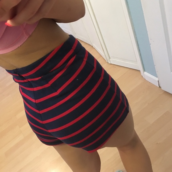 High waist sweat shorts - Picture 4 of 4