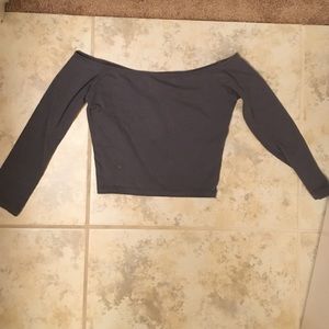 gray crop top