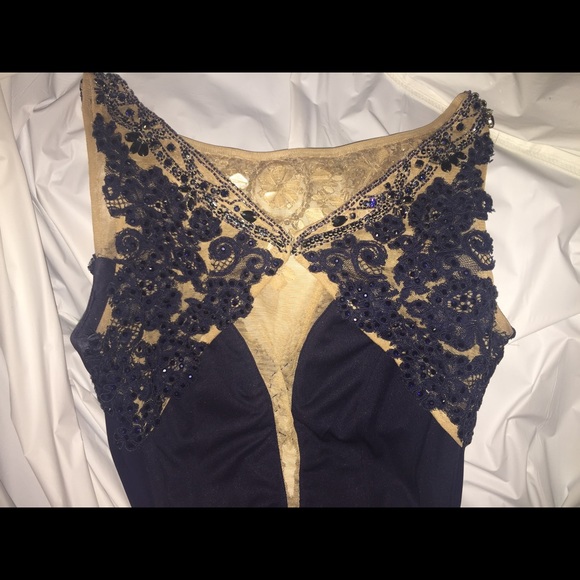 Sherri Hill prom dress - Picture 5 of 7