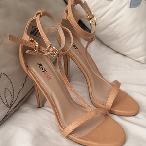 JustFab heeled sandals Size 8. Never worn