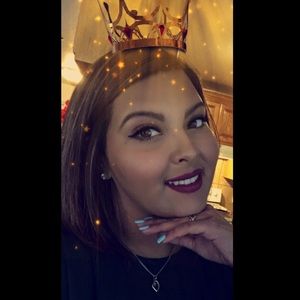 Meet your Posher, Vanessa