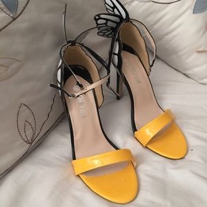 Jo Jo Cat heeled sandals w/butterfly. Never worn