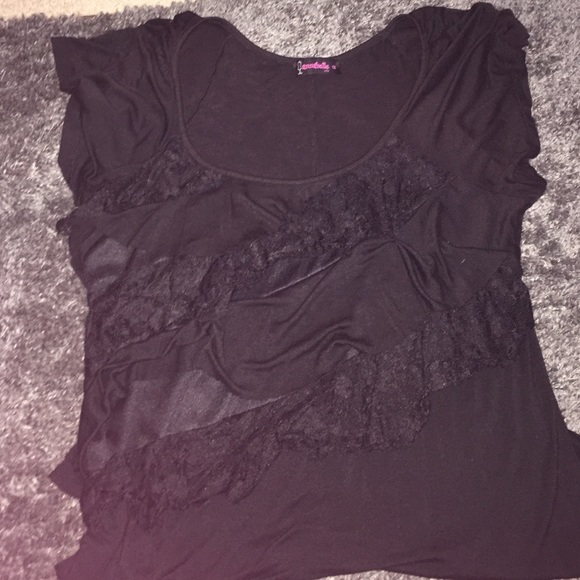 CUTE TOP