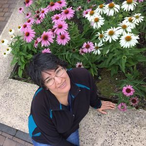 Meet your Posher, Tonie