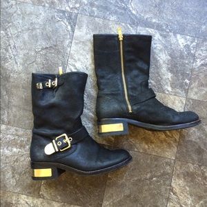 Vince Camuto Winchell boots