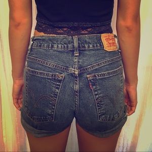 High waisted Levi's!