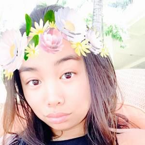 Meet your Posher, Mia