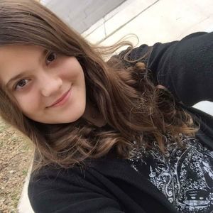 Meet your Posher, Cortney
