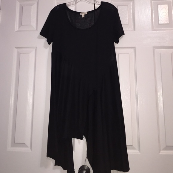 Urban outfitters black top