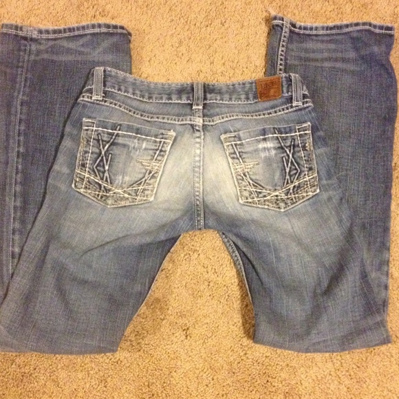 BKE Stella boot cut jeans!