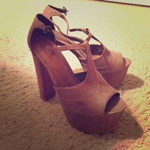 Jessica Simpson Dany t-strap platform
