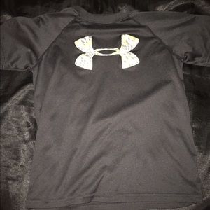 Under armor t-shirt