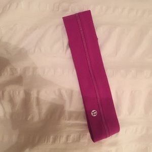 Lululemon Headband! Great condition!