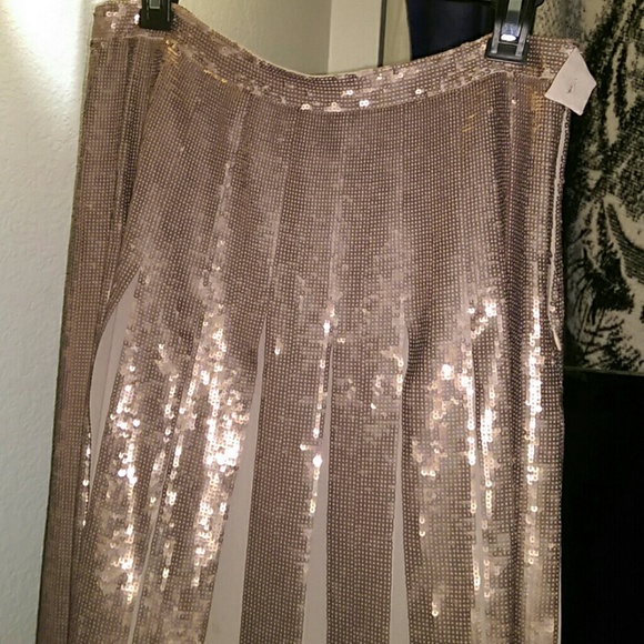 BGBG Knee length skirt NWT