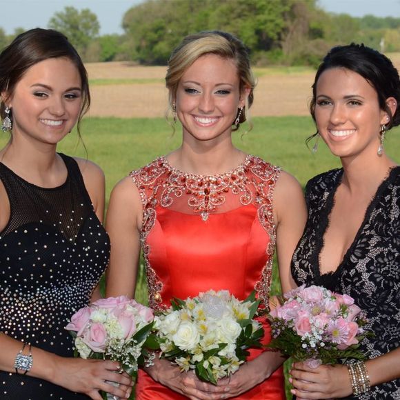 Meet your Posher, Amanda - Picture 1 of 1