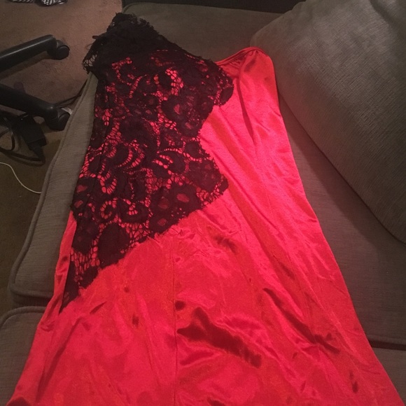 Silk black and red dress