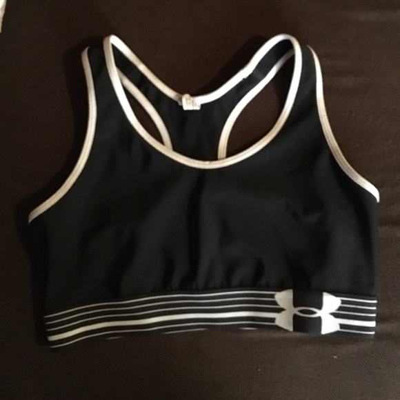 Under Armour sports bra ❤️ - Picture 1 of 3