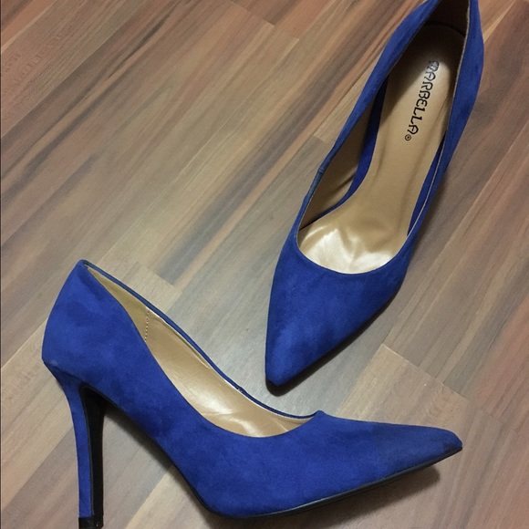 Shoes - Picture 1 of 2
