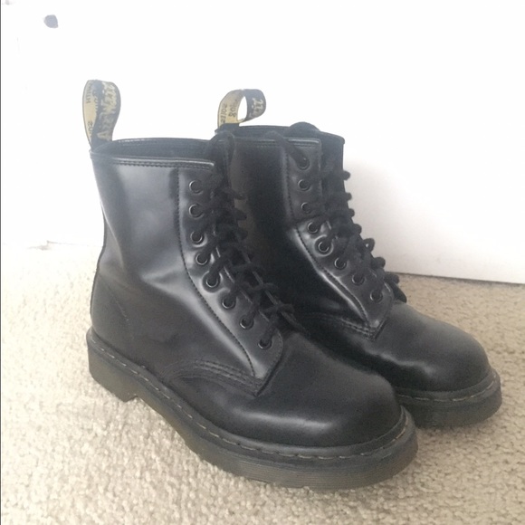 Black Smooth Dr. Martens