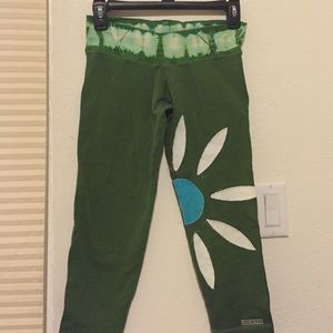 Planet body stretch yoga capri workout pants