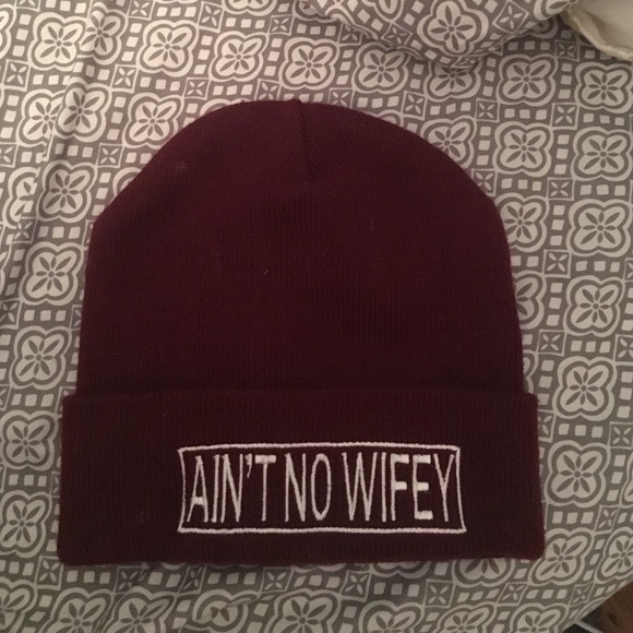 Ain't no wifey beanie