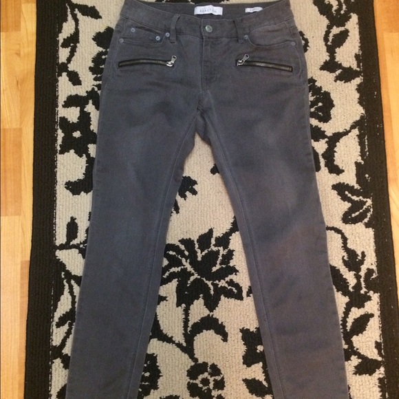 Kenneth Cole Gray Zippered Skinny Jeans Size 4