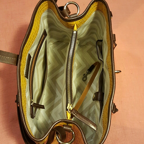 DOONEY & BOURKE SPERRY SATCHEL. - Picture 4 of 4