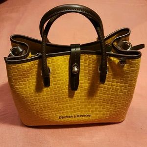 DOONEY & BOURKE SPERRY SATCHEL.