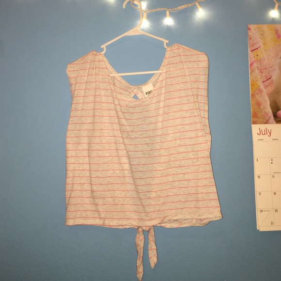 Light gray and pink striped crop top - Picture 1 of 4