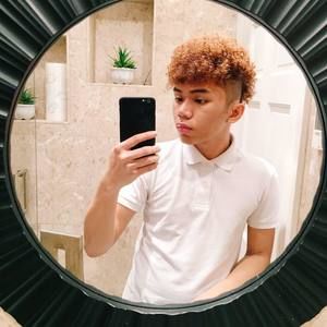 Meet your Posher, Mark