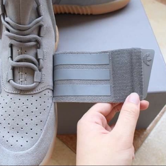 Yeezy Boost 750