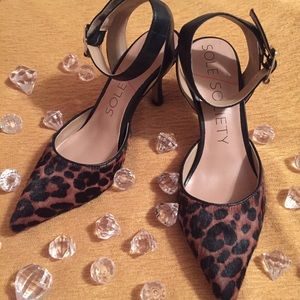 💟💟{HP}!!!💟💟 Sole Society Kitten Heel Pump