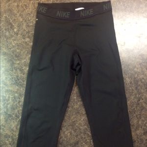 Nike Combat Dri-Fit Capri