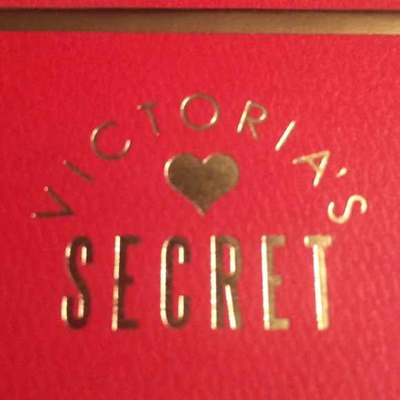 Pack of four vs body mists! - Picture 4 of 4