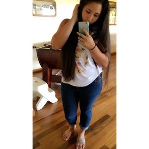 Meet your Posher, Cassandra