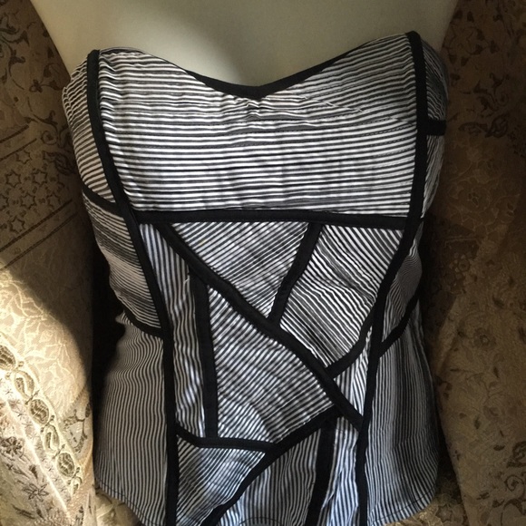 Bebe top