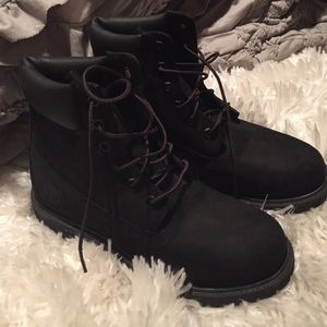Black Timberlands