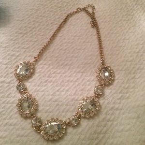 ✨ statement necklace