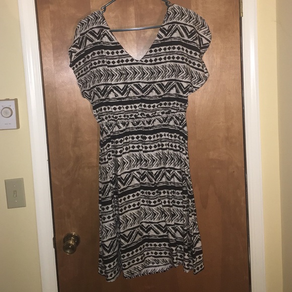 Black and white dress!