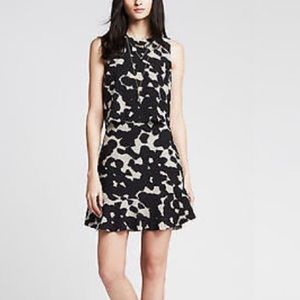 Banana Republic Printed Crepe Cutout Dress Sz 2