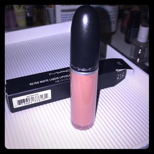 New MAC retro matte liquid lipcolor -Lady-Be-Good