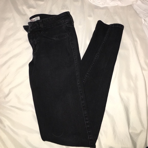 Hollister black skinny jeans