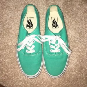 Pool Green Vans