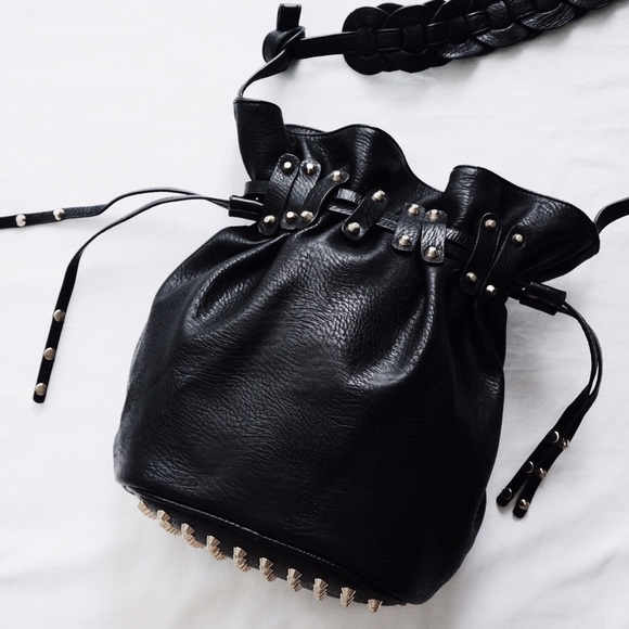 Black Bucket Bag