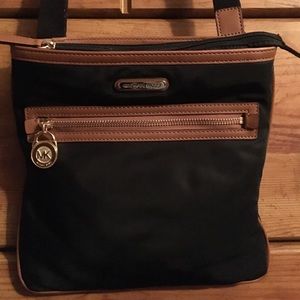 Michael Kors Riley small crossbody