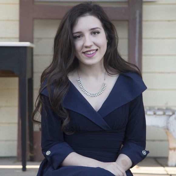 Meet your Posher, Natalie - Picture 1 of 1