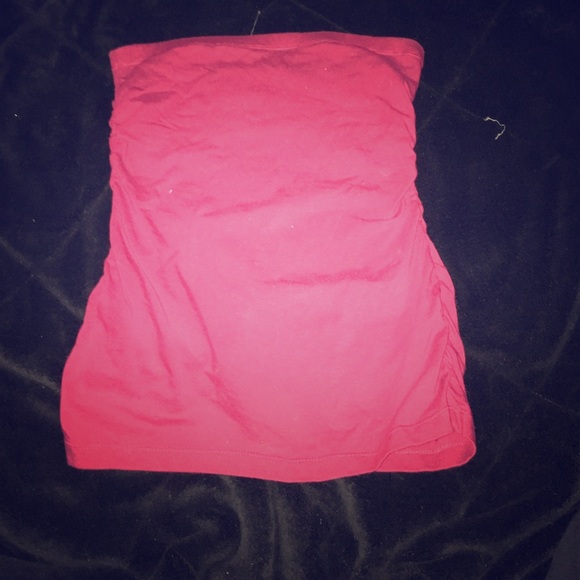 Strapless top