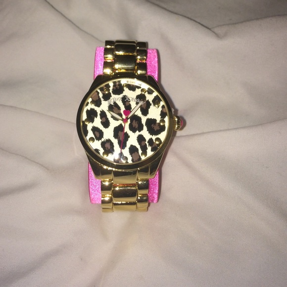 ✨NEW Betsey Johnson Watch