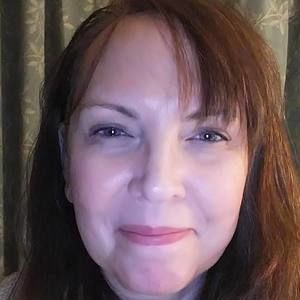 Meet your Posher, Suzanne
