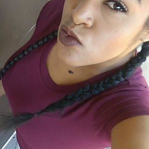 Meet your Posher, Brittany